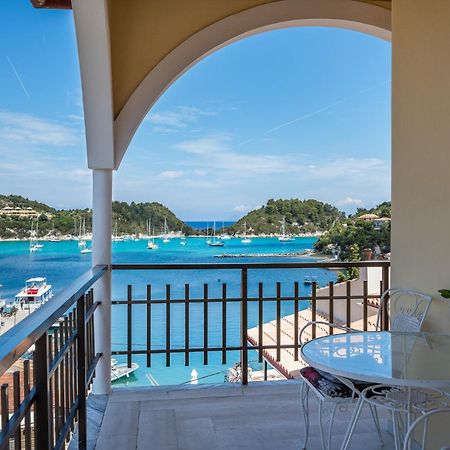 Agaloula Centrally Located Apartments, Lakka Esterno foto